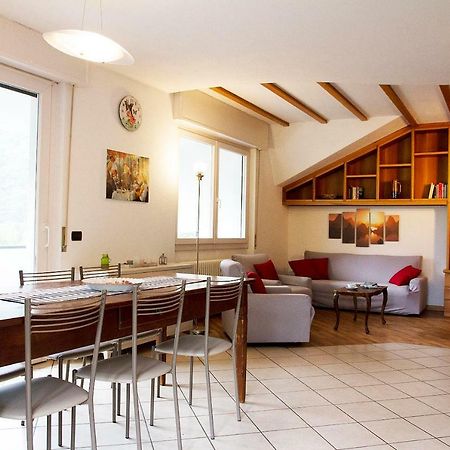 Casa Moiser Lägenhet Tresenda Exteriör bild